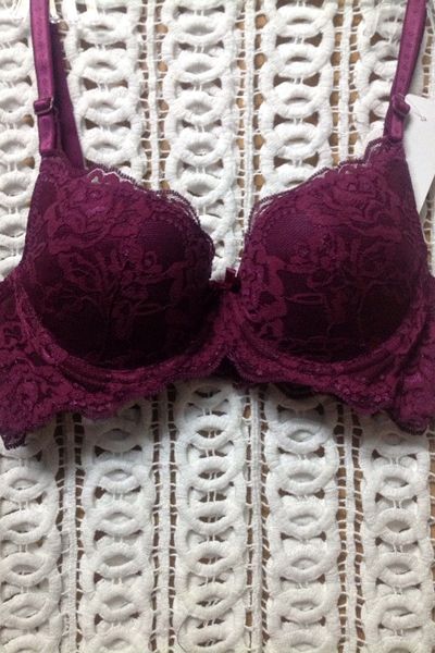 Atb32 - áo triump ren hết màu da