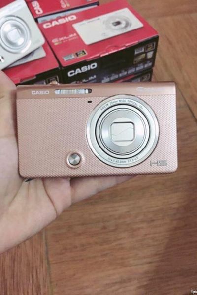 Máy chụp hình selfie thần thánh casio exilim zr50