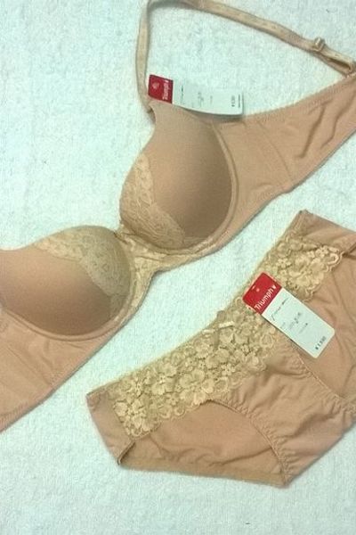 Atps01 - bộ triump cánh bướm pourmoi