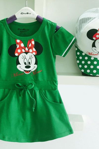 A19807 - đầm thun hở vai in mickey kèm nón lưới oshkoshri 8size 1-8