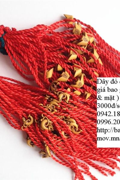 Dây đeo tay màu đỏ may mắn - có 100 kiểu khác nhau giá bao gồm dây mặt dây