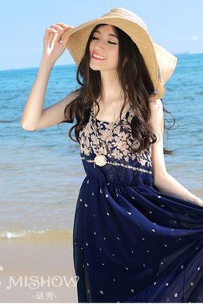 Chuyên sỉ maxi họa tiết hoa lá