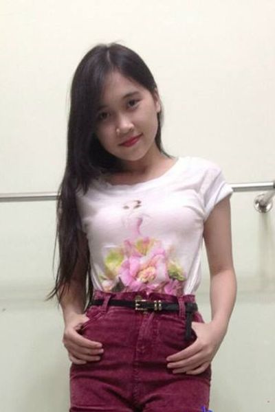 Áo thái in hình tay ráp