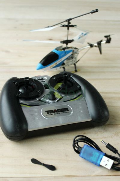 Trực thăng điều khiển từ xa 108 - helicopter mini loại 20cm-35 chanel