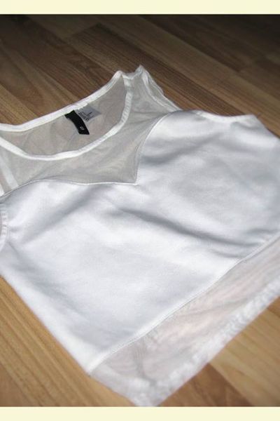 Crop-top nữ cá tính cambodia