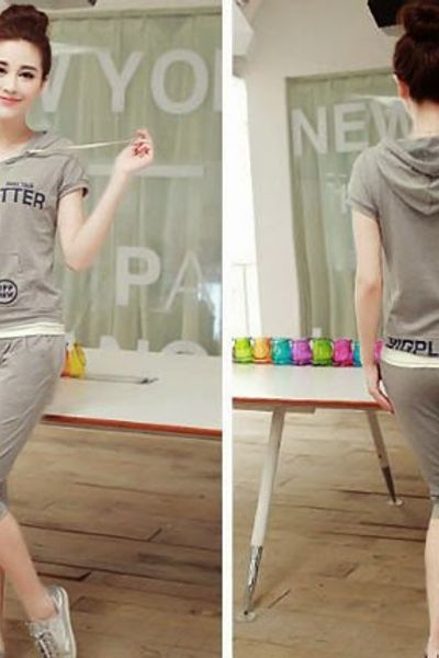 Bộ đồ thể thao có nón
