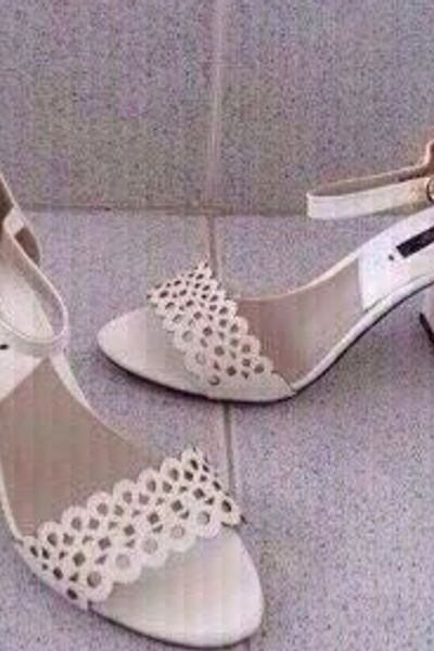 Giày sandal cao gót họa tiết 7 phân zara