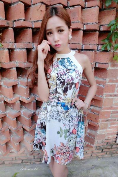Đầm yếm hoa quảng châu