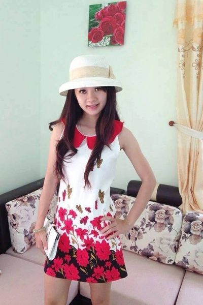 Váy suông không tay họa tiết hoa