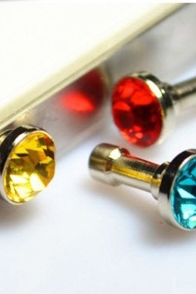Nút chắn bụi kim cương giá rẻ nhất
