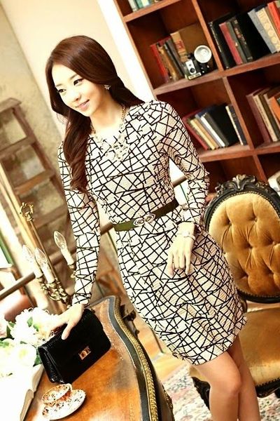 Đầm body lập thể mùa xuân - 1089