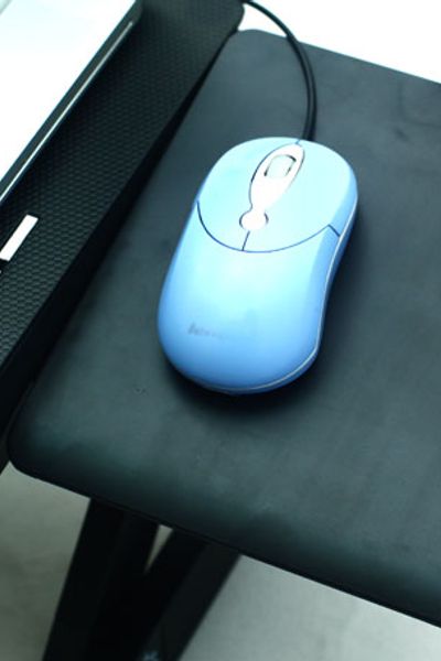 Bàn xoay laptop đa năng
