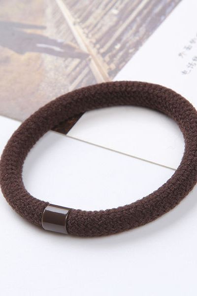 Thun len buột tóc