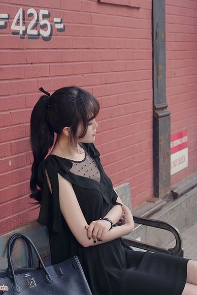 Đầm suông phối ren tay nơ 946