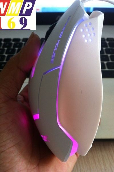 Chuột game d4 led đổi màu - bh 12 tháng