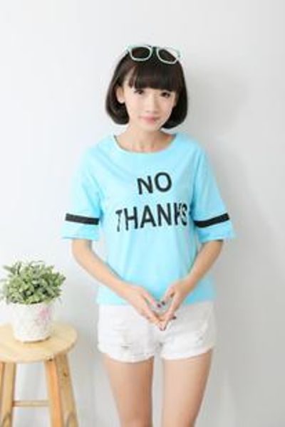 Áo thun nữ ngắn tay cổ tròn họa tiết chữ nổi bật thời trang cá tính