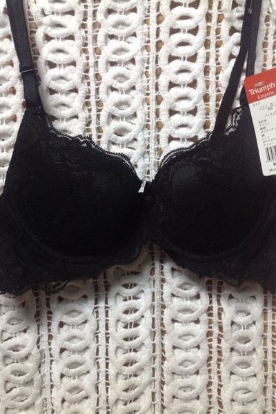 Atb32 - áo triump ren hết màu da