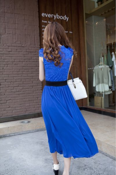 Đầm voan phối ren xẻ cổ tim dv2417