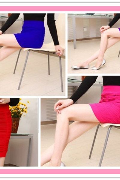 Chân váy ôm xếp li dọc