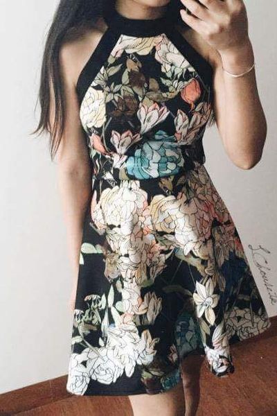 Đầm yếm hoa quảng châu