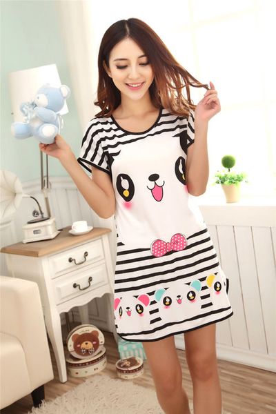 Đầm ngủ hoạt hình