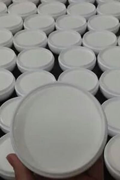 Chuyên sỉ kem body kem tắm trắng các loại