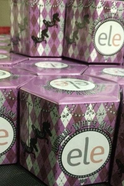 Mặt nạ ngủ trắng da giảm mụn ele mineral white mask plus