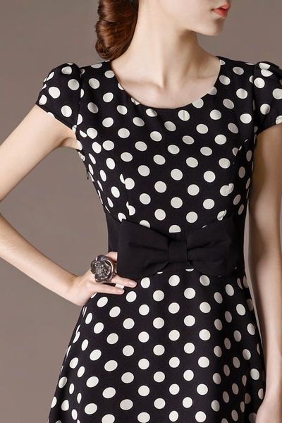 Đầm chấm bi nơ eo - 0513