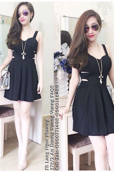 Đầm xòe khoét lỗ eo