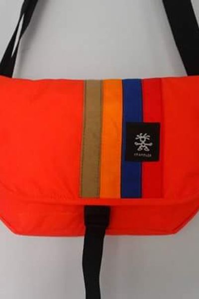 Túi ipad máy ảnh crumpler free wheeler mesenger dành cho bạn nữ t004
