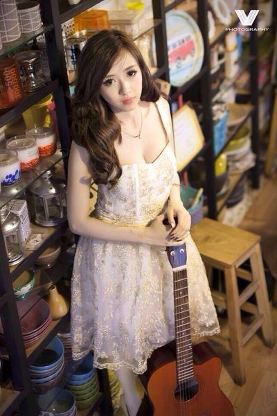 Đầm lưới xòe 2 dây ánh kim cao cấp