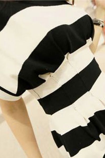 Đầm xòe sọc ngang bo eo ms1165