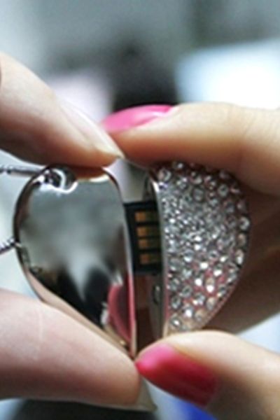 Usb vaio hình trái tim giá rẻ