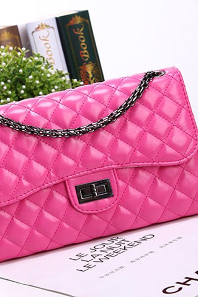 Túi xách kiểu dáng cn boy khóa xoay size lớn