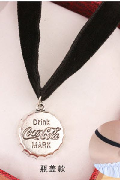 Choker nhung cổ điển