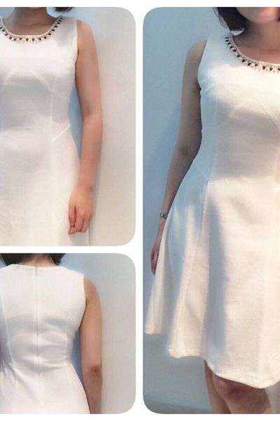 Đầm xòe cổ đính hạt dễ thương