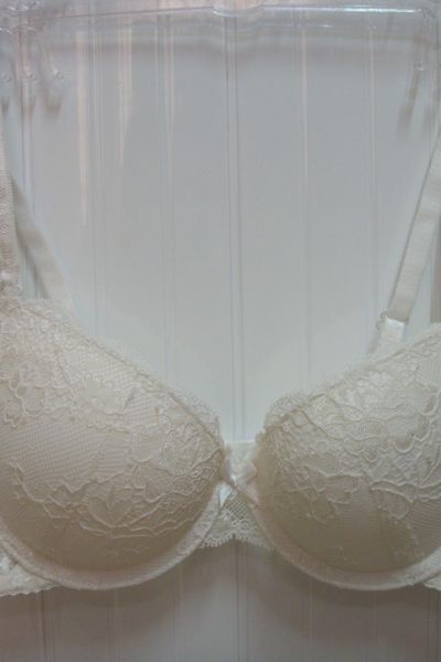 Atp10 áo triump cúp ngang mút dày pourmoi - đen