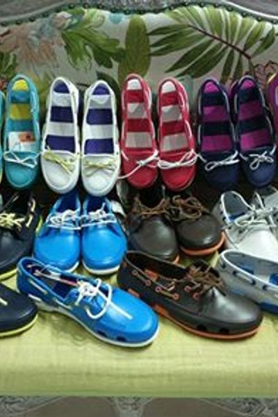 Giày crocs nam nữ