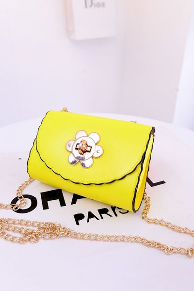 Mstx 289 - túi hộp dây xích prada khóa hoa 6 cánh