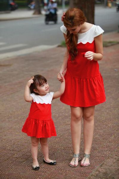 mẹ và bé đầm đôi xòe raglan miu miu xinh yêu cho mẹ và bé gái - 08158