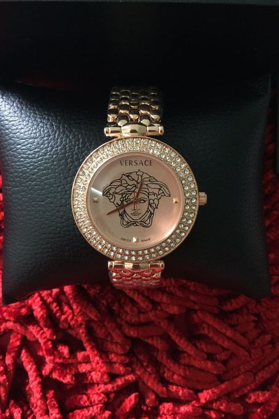 Đồng hồ versace nữ
