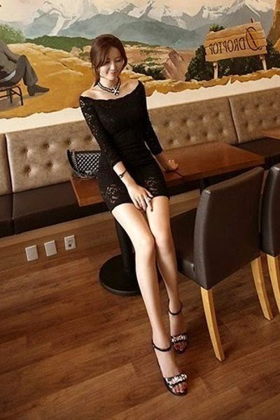 Đầm body ren hoa hồng đào ms1116