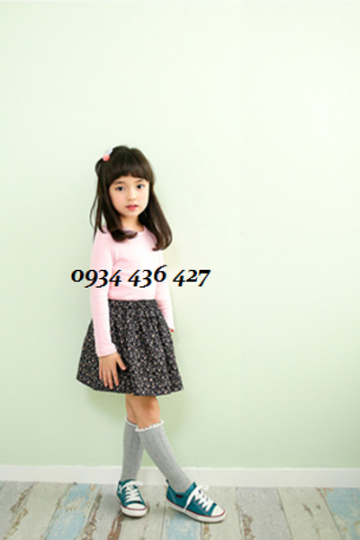 Áo thun dài tay f21 cổ tim cổ tròn