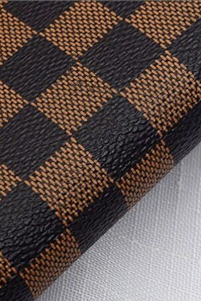 Msv 023 - ví cầm tay nữ giả da lv