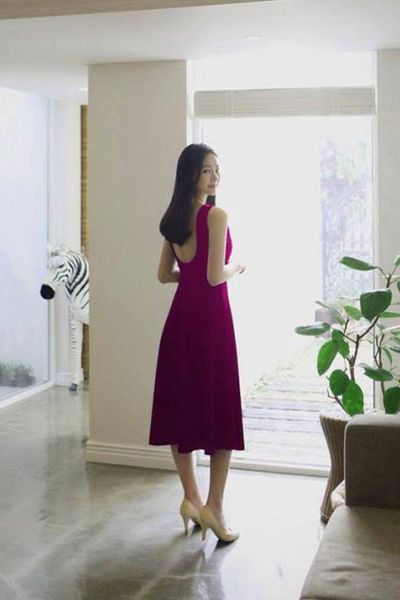Đầm maxi hở lưng
