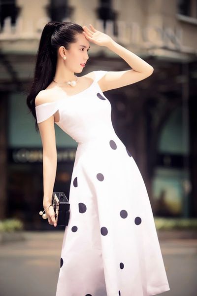 Đầm chấm bi trễ vai - 0754