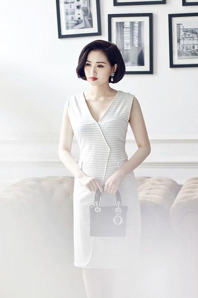 Đầm sọc cổ tim thiết kế sang trọng như tâm tít mh ld96-l175