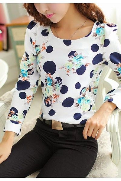 Áo họa tiết chấm bi duyên dáng - av0375
