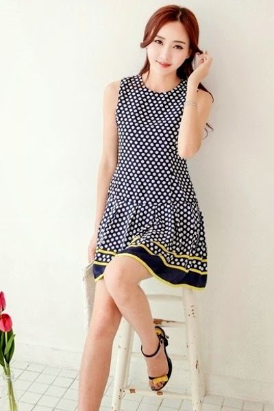 Đầm bi viền line yellow - 0612