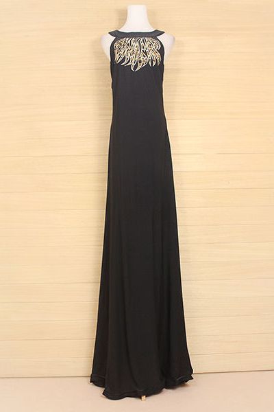 Co-c 004 đầm maxi cổ vòng không tay đính cườm khoét lưng